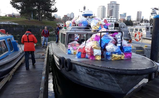 Chaplains Deliver Christmas Comfort to Sailors in Port